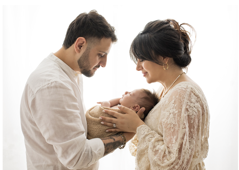 Newborn, pregnancy and family photography in Warsaw
