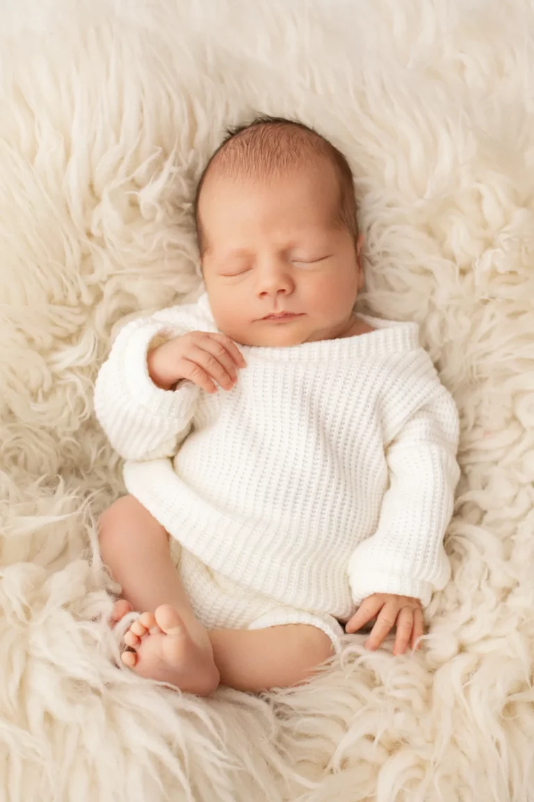 Newborn session in a Warsaw studio – photography by Dominika, shot 14.