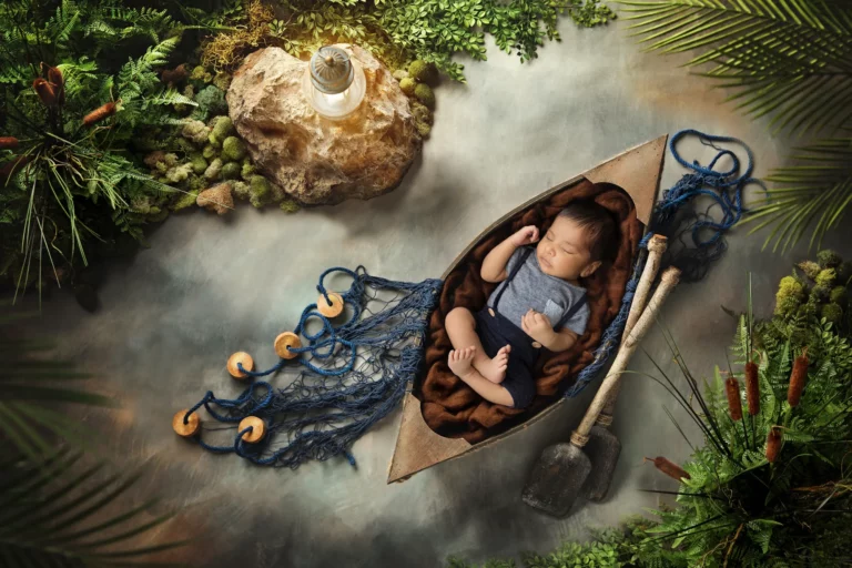 Creative newborn session in Warsaw – photography by Dominika, shot 20.