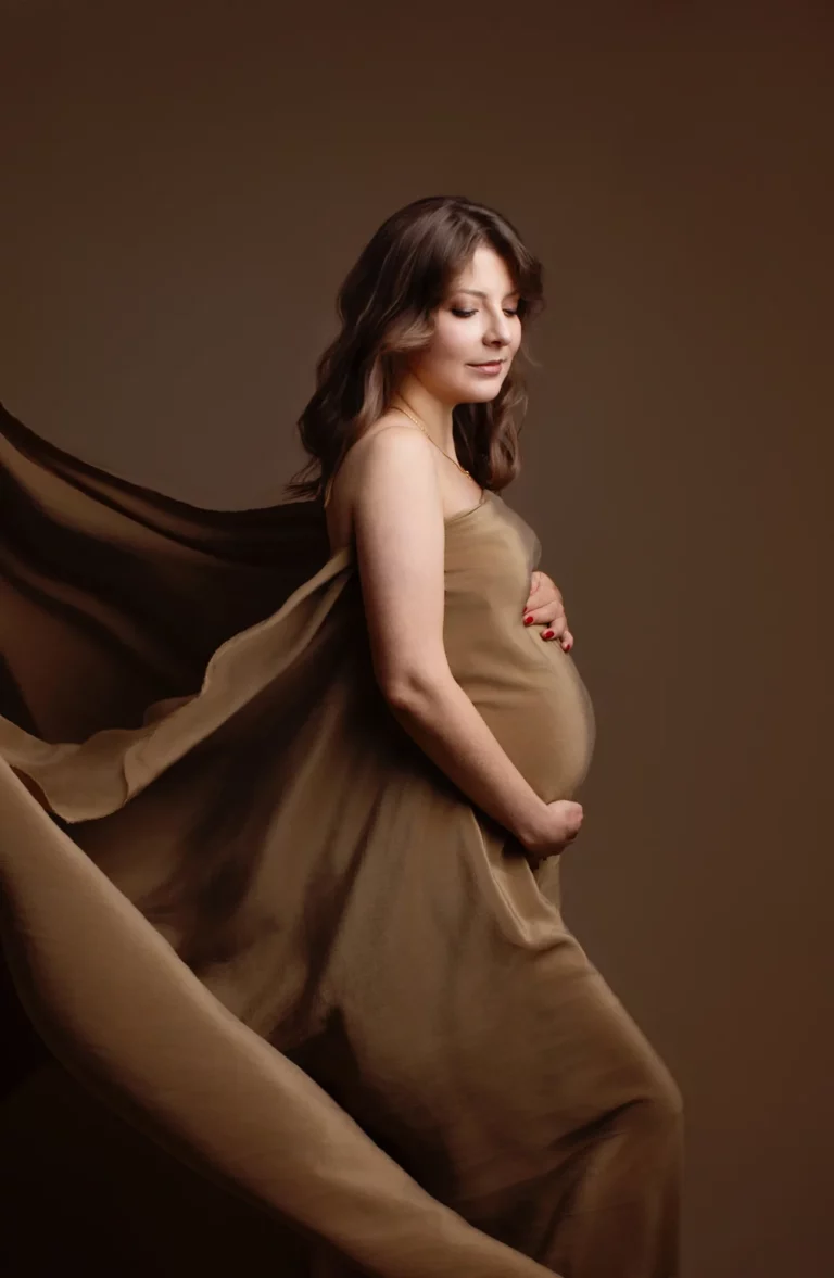 Maternity session in Warsaw – photography by Dominika, shot 21.