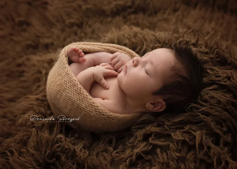Newborn session in a Warsaw studio – photography by Dominika, shot 28.