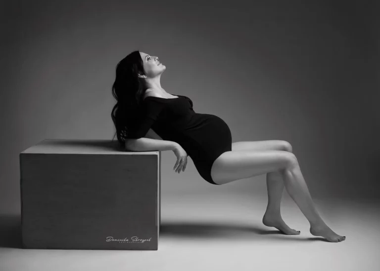 Maternity session in Warsaw – photography by Dominika, shot 52.