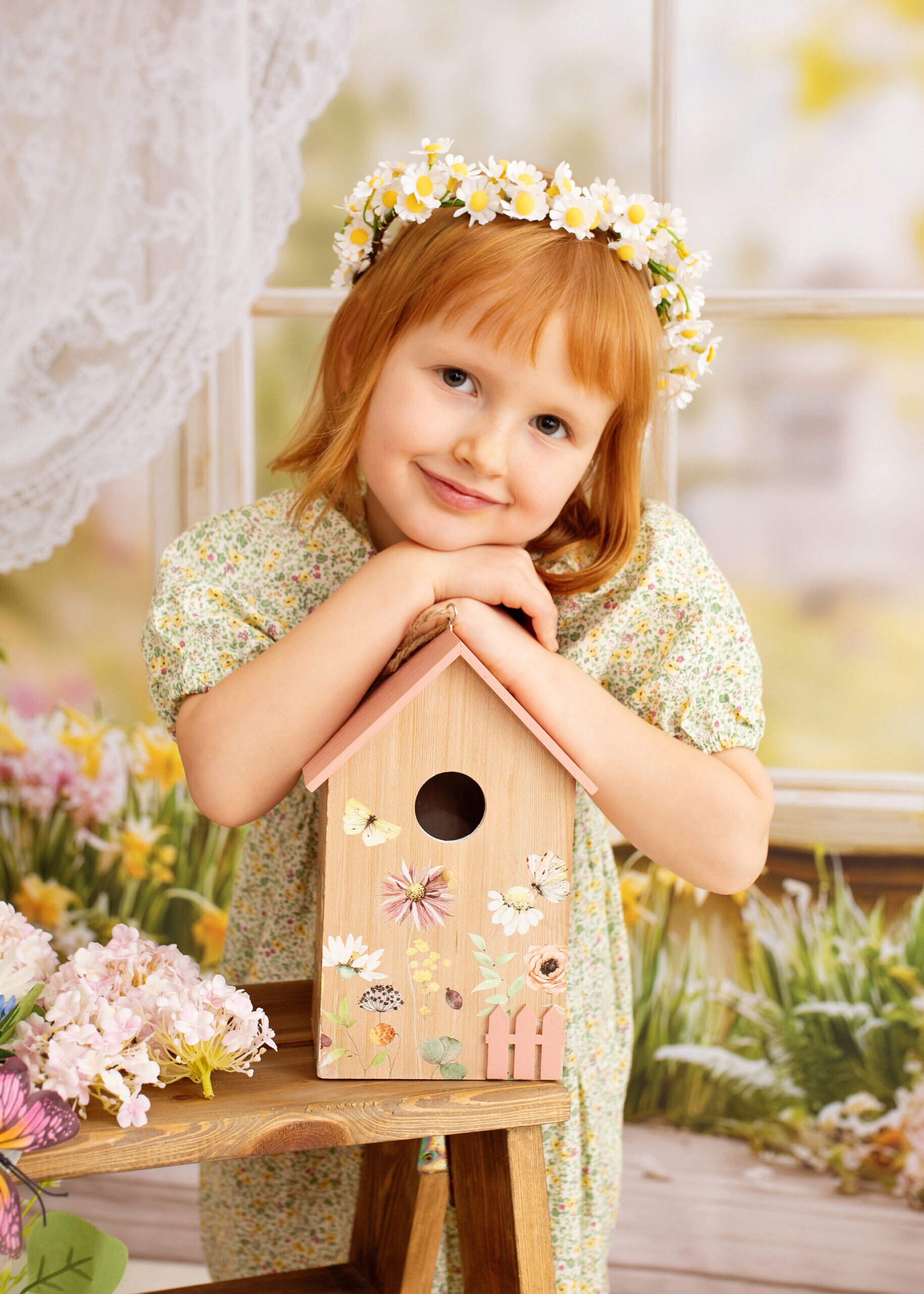 Children’s Studio Photo Session in Warsaw — Seasonal Set-ups