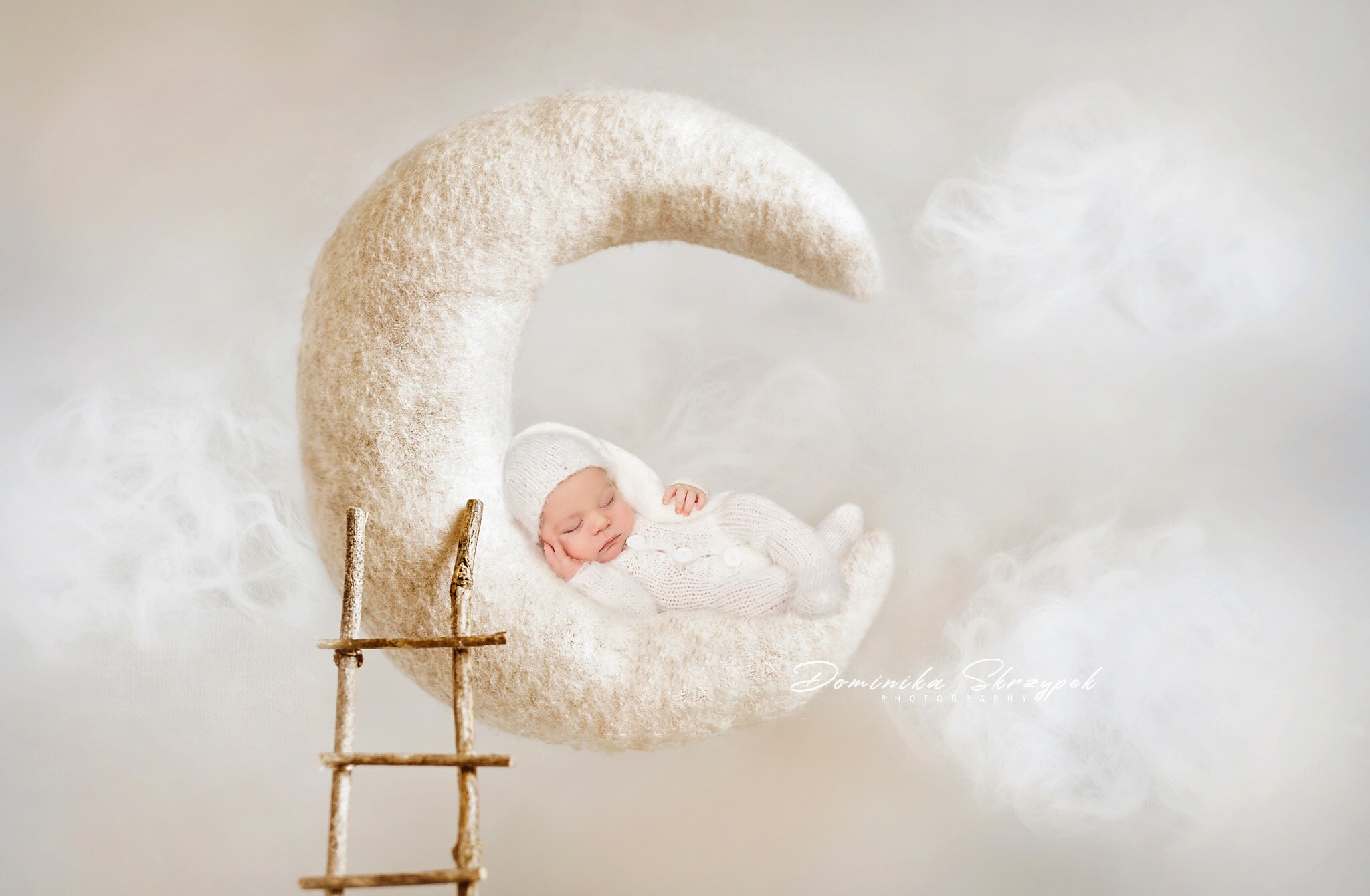 Newborn on a cream moon — newborn session in Warsaw