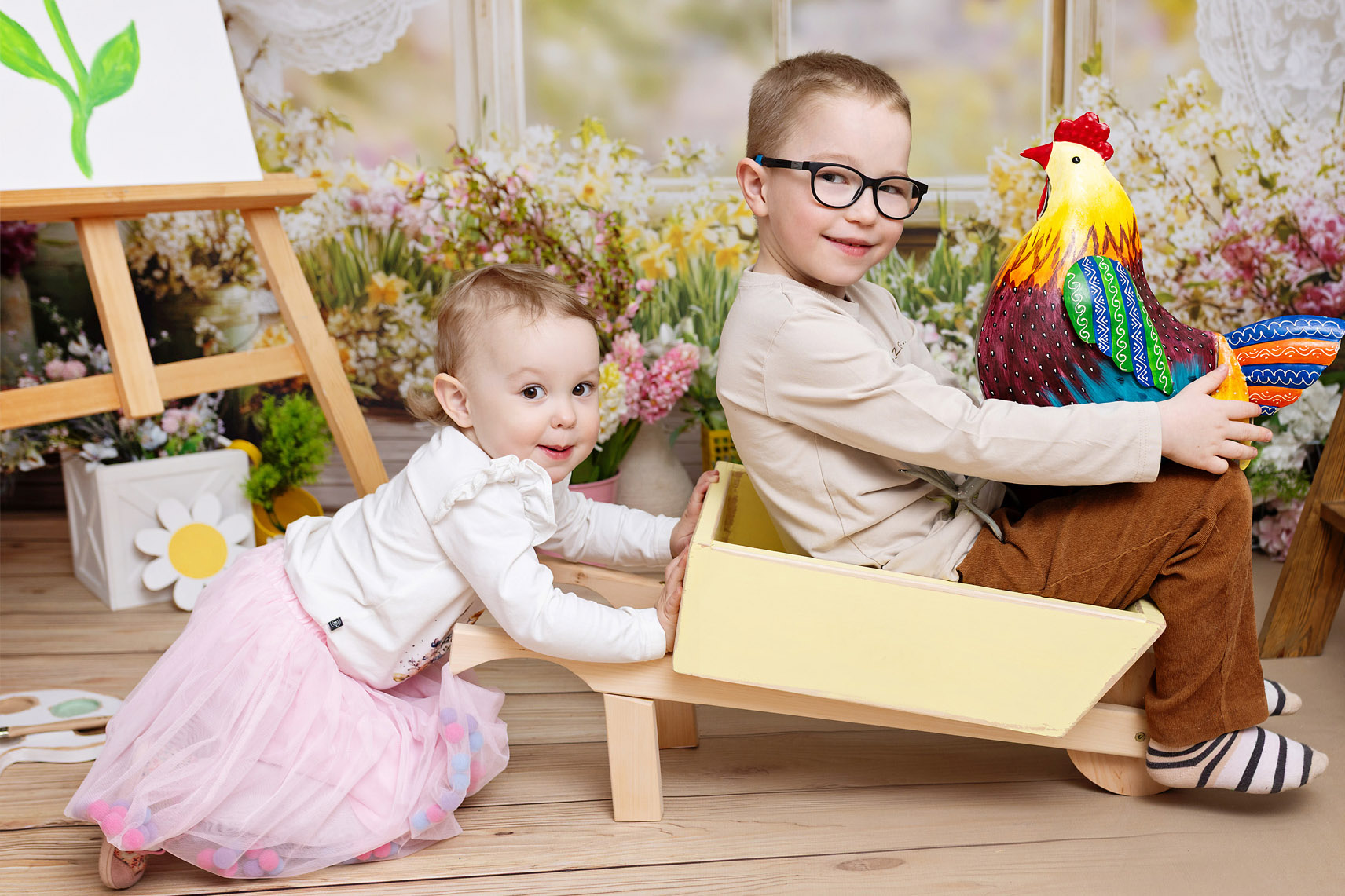 easter preschool photo session warsaw sibling photos