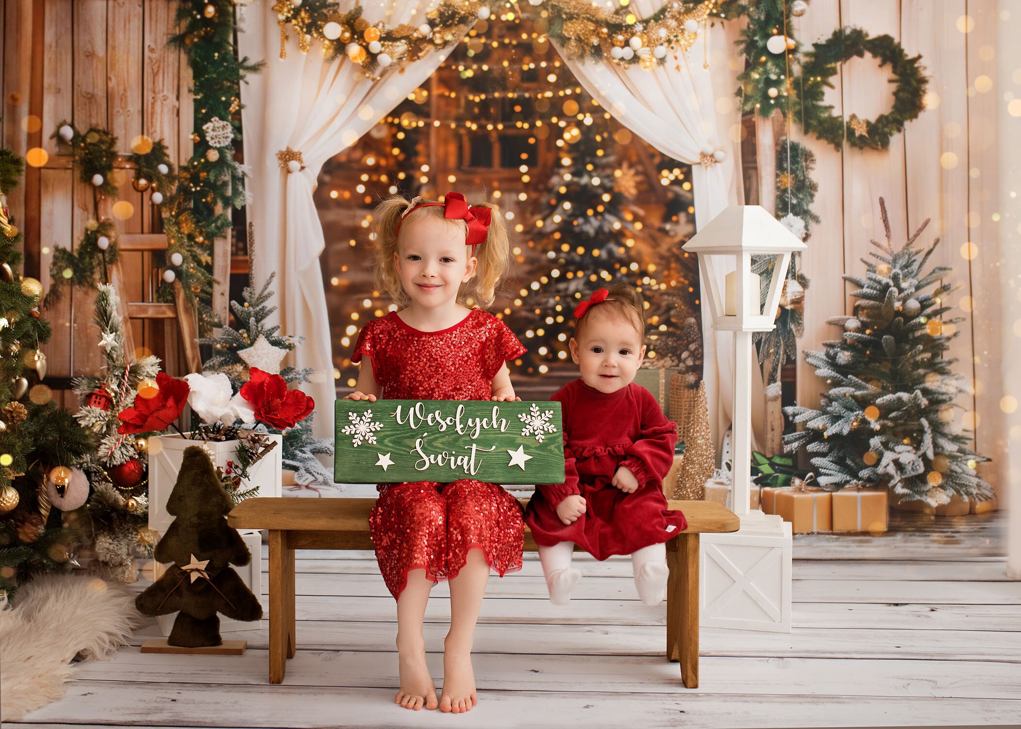 Christmas photo session at a nursery in Warsaw