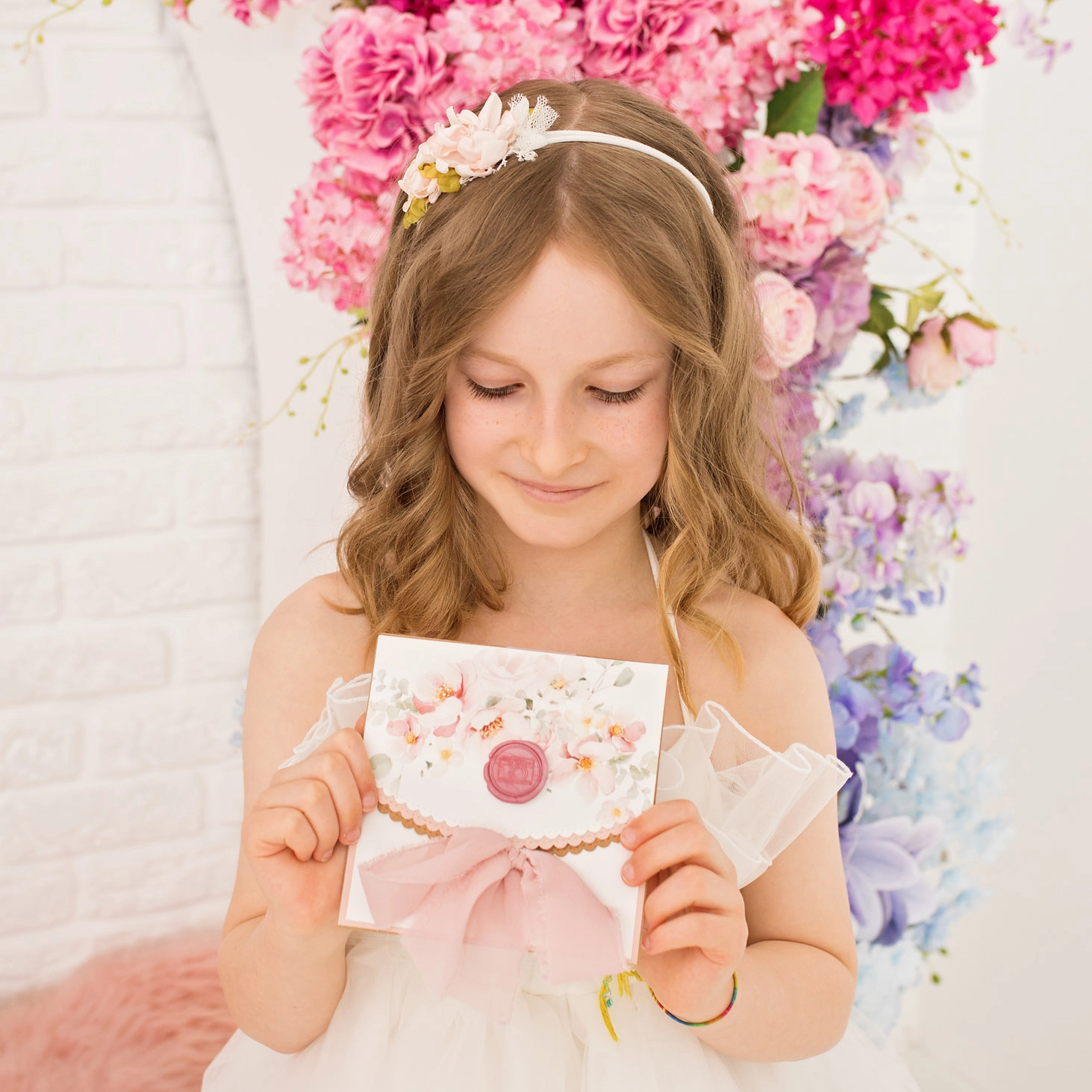 Photo session gift voucher — a present for First Communion and other occasions in Warsaw